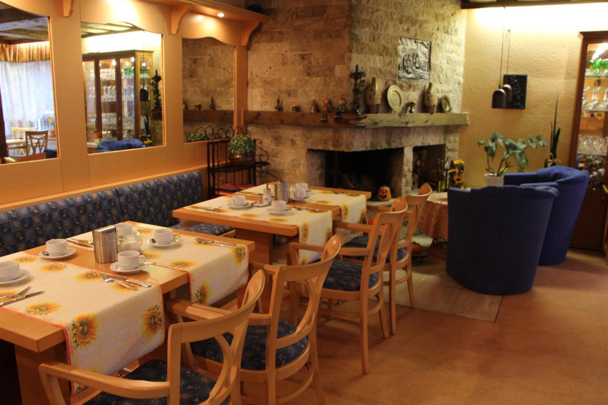 Hotel Sevda's Garni Weinforth 3*